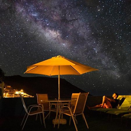 Апартаменты Surf House La Palma Фуэнкальенте-де-ла-Пальма Экстерьер фото