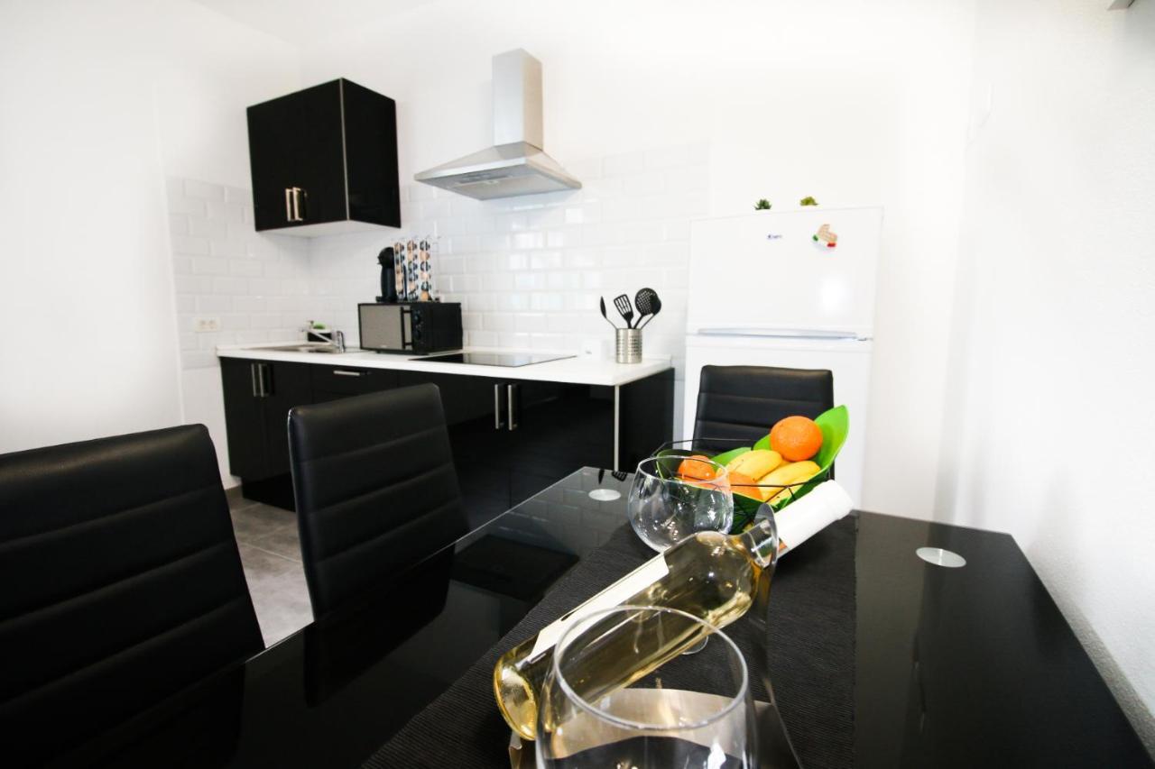 Апартаменты Surf House La Palma Фуэнкальенте-де-ла-Пальма Экстерьер фото